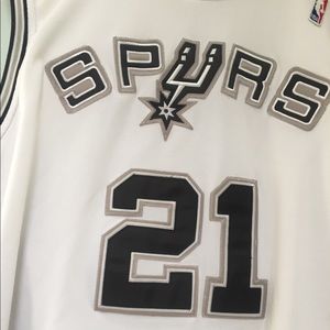 Men’s Tim Duncan Vintage Basketball Jersey Size 50